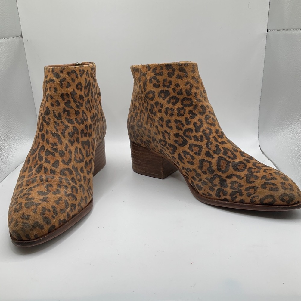 Seychelles Floodplain Leopard Print Suede Ankle Boots Block Heel Zip Sz 8.5